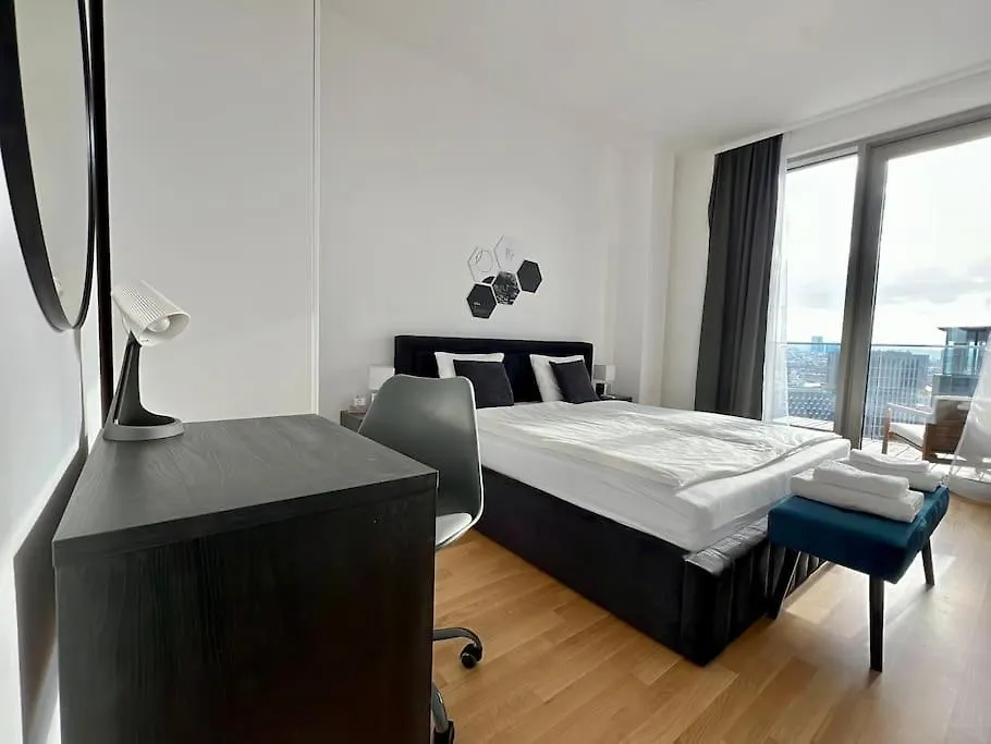 The View 18.13 - Quartier Belvedere Viena 0*,  Austria